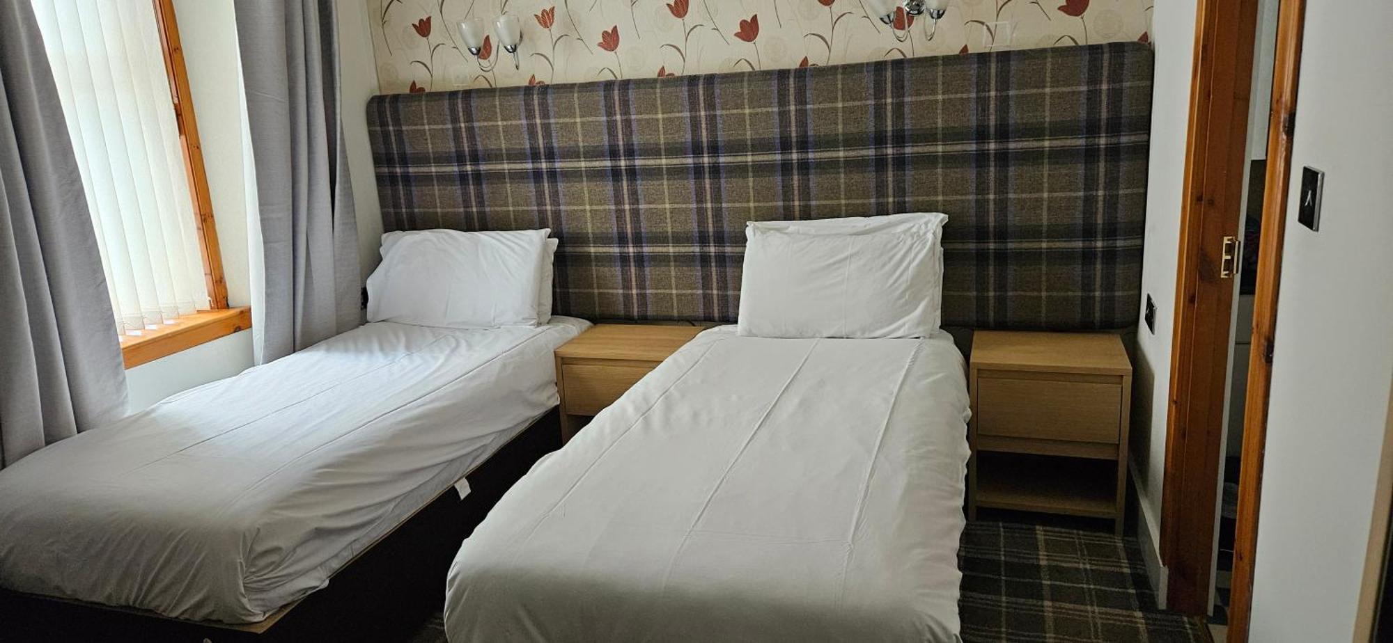 Armadale Guest House Inverness Extérieur photo